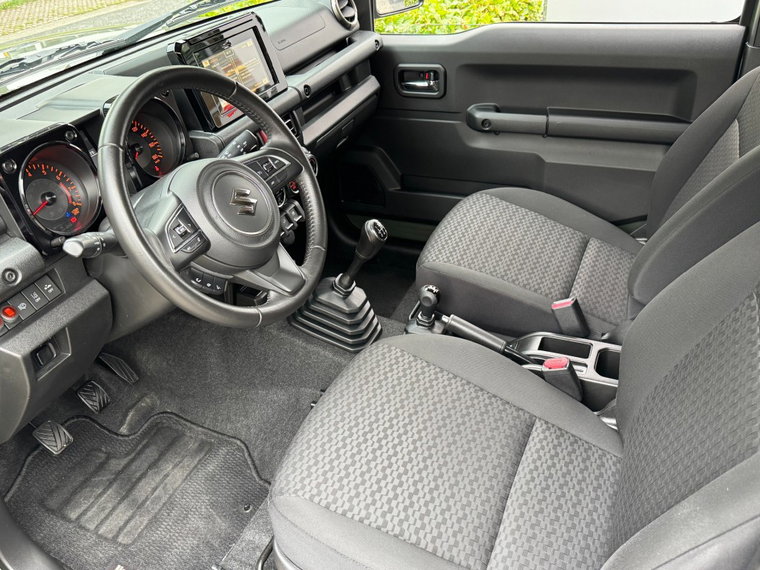 Vehicle Image 25