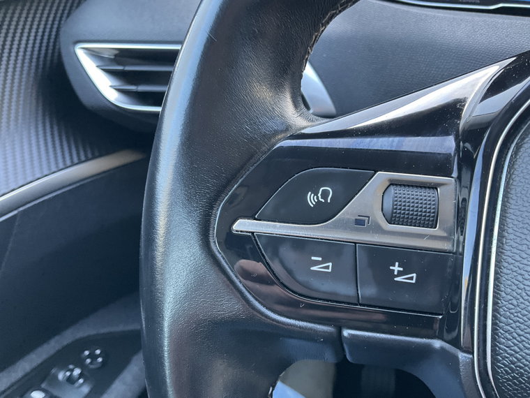 Vehicle Image 52