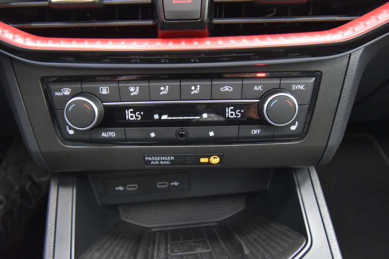 Vehicle Image 27