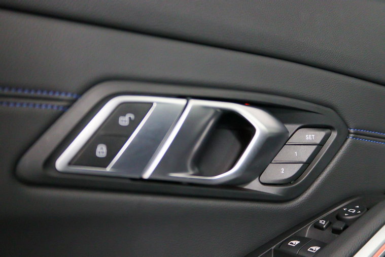 Vehicle Image 33