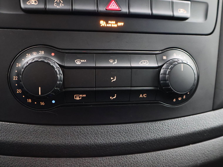 Vehicle Image 39