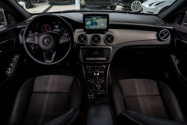 Vehicle Image 22
