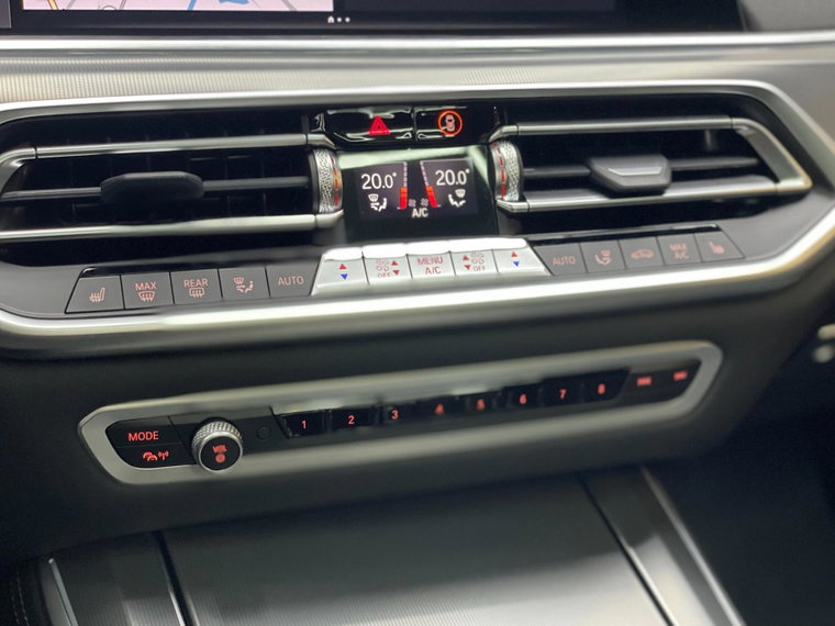 Vehicle Image 39