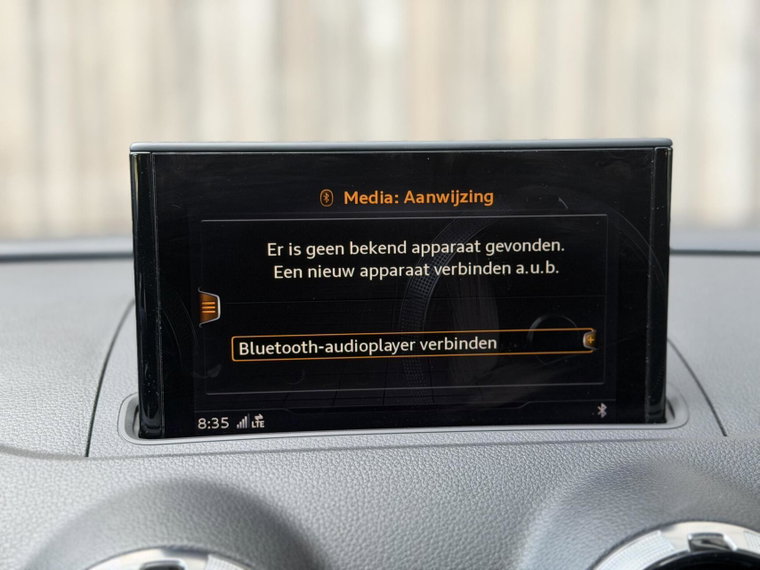 Vehicle Image 34