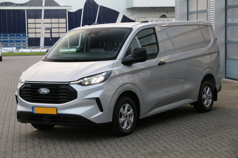 Vehicle Image 11