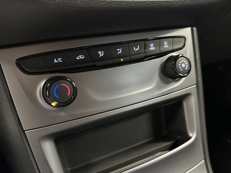 Vehicle Image 37