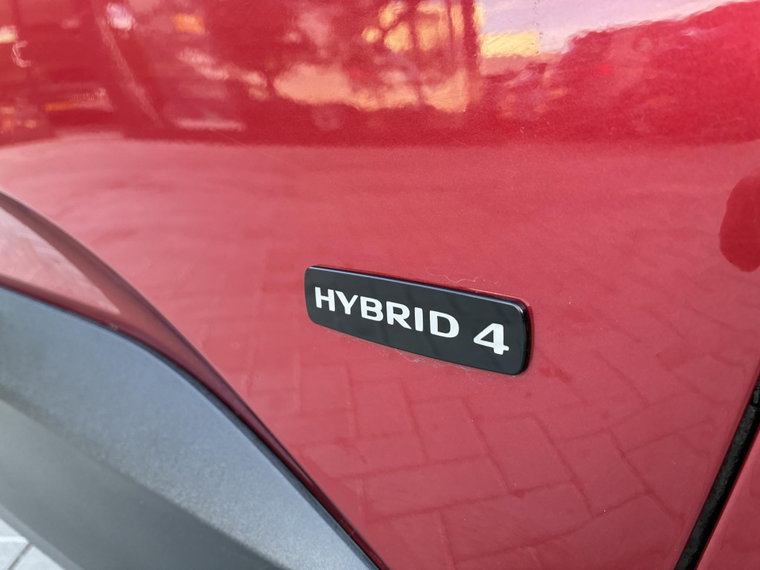 Vehicle Image 21