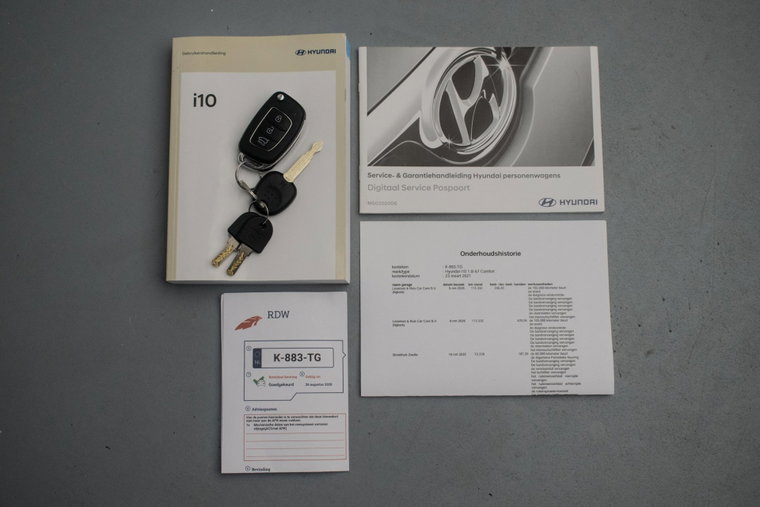 Vehicle Image 9