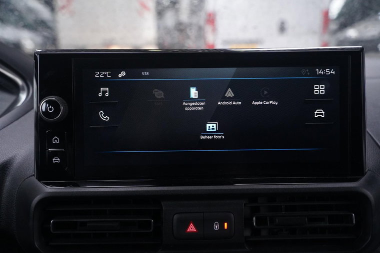 Vehicle Image 30