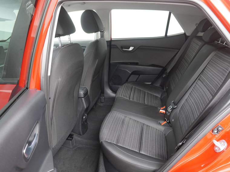 Vehicle Image 35