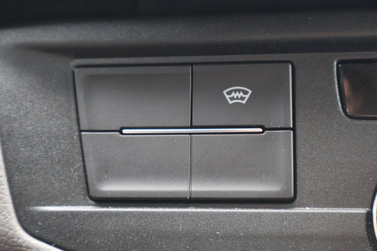 Vehicle Image 36