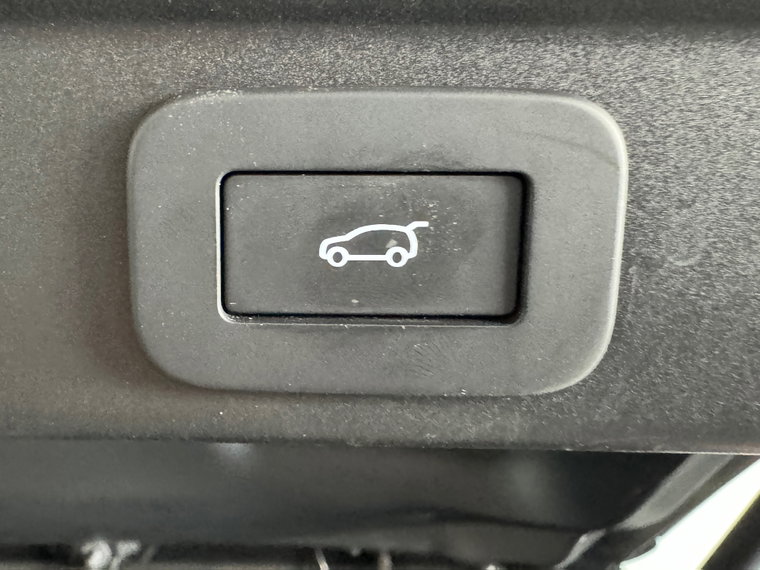Vehicle Image 40