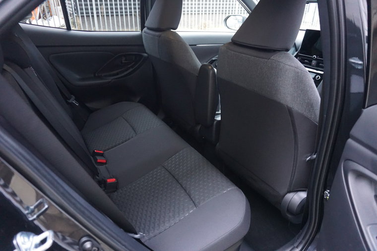 Vehicle Image 12