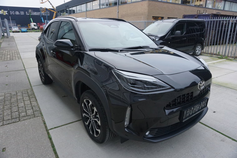 Vehicle Image 10