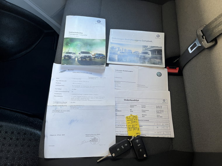 Vehicle Image 35
