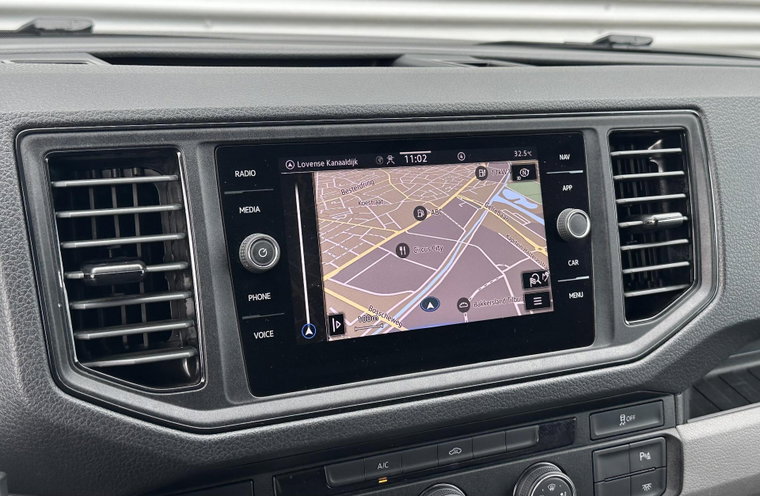 Vehicle Image 12