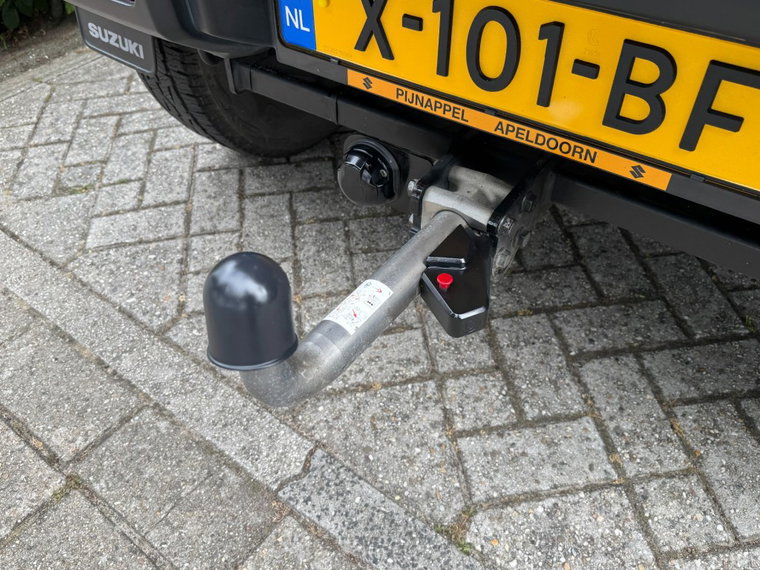 Vehicle Image 19