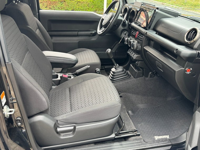 Vehicle Image 28