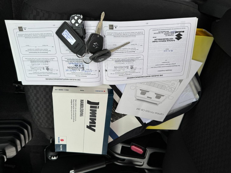 Vehicle Image 30