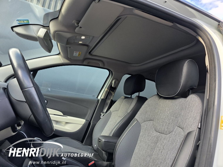 Vehicle Image 40