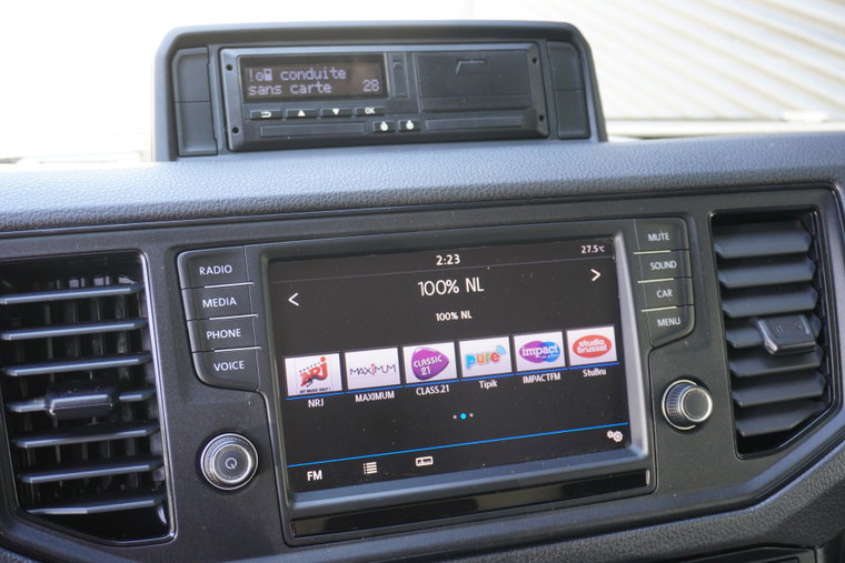 Vehicle Image 6