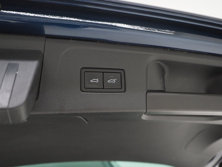 Vehicle Image 39