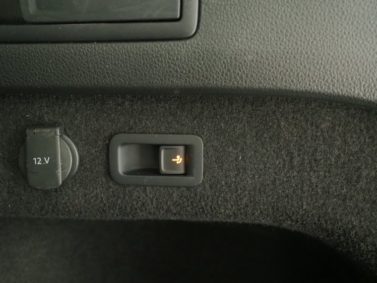Vehicle Image 40