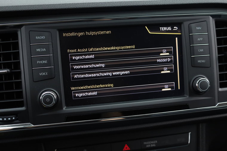 Vehicle Image 25