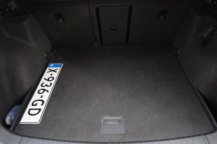 Vehicle Image 33