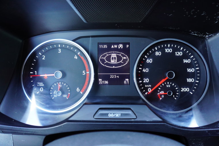 Vehicle Image 19