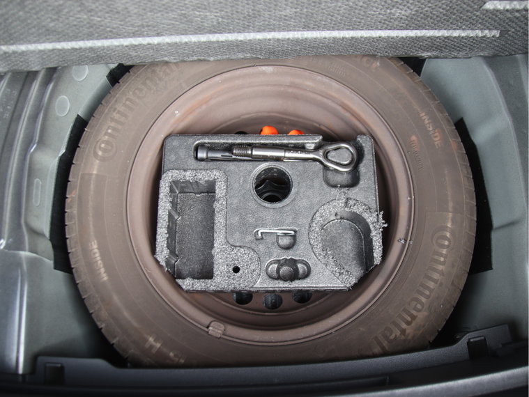 Vehicle Image 39