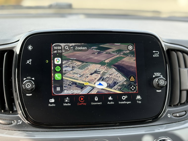 Vehicle Image 21