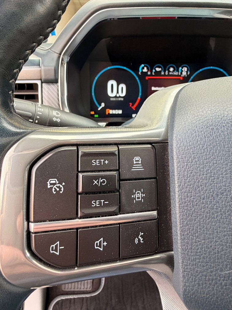 Vehicle Image 40