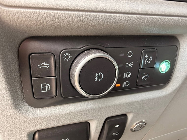 Vehicle Image 41