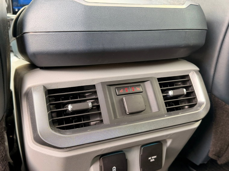 Vehicle Image 50