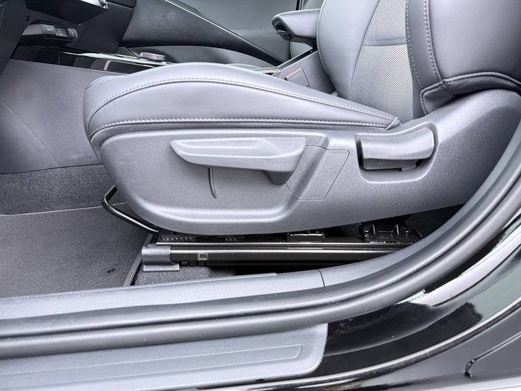 Vehicle Image 19