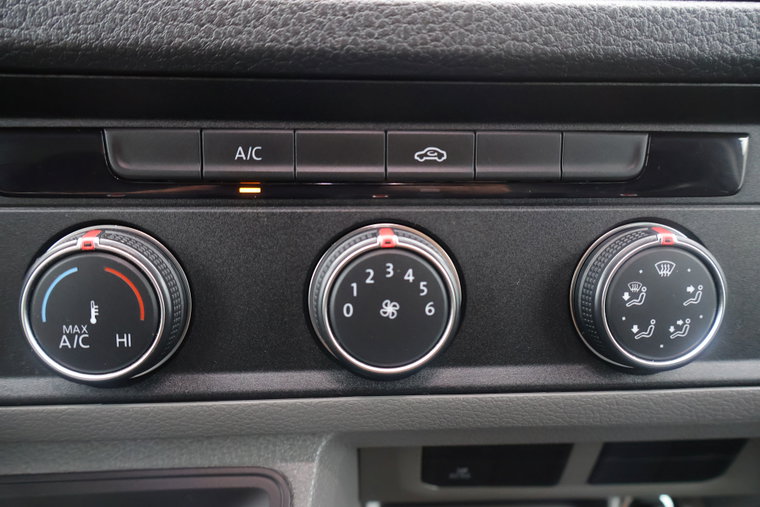 Vehicle Image 26