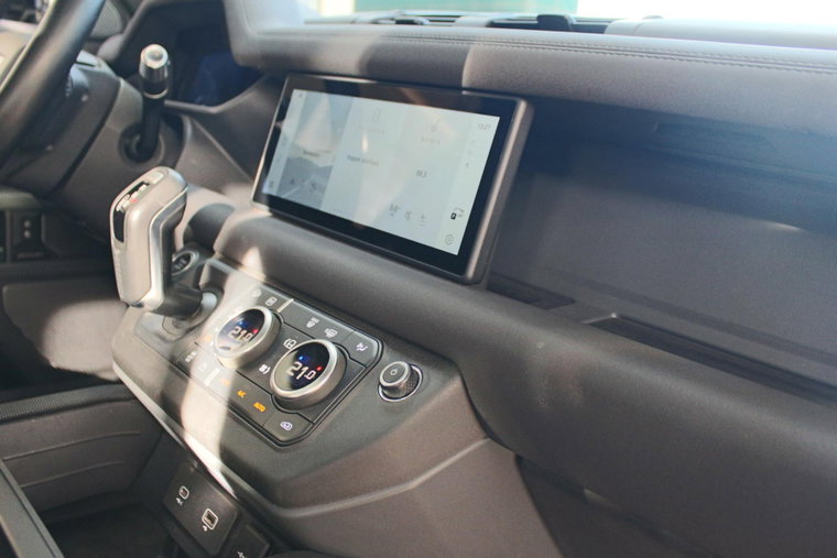 Vehicle Image 19