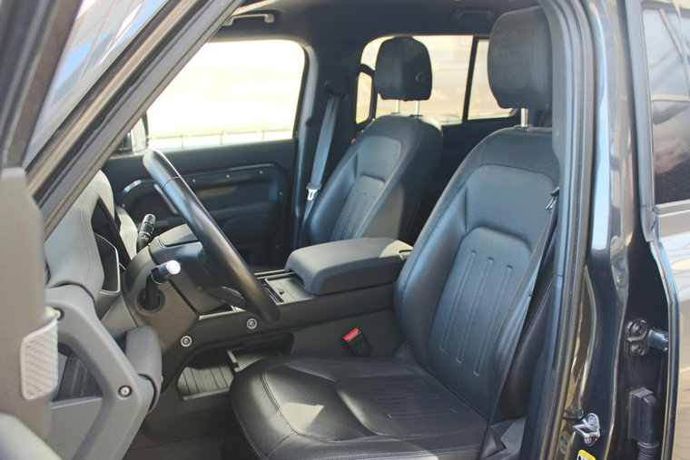 Vehicle Image 11