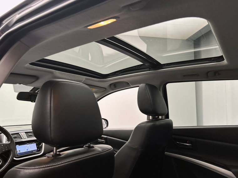 Vehicle Image 21