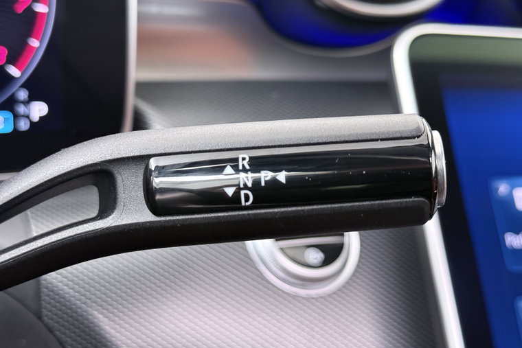 Vehicle Image 24