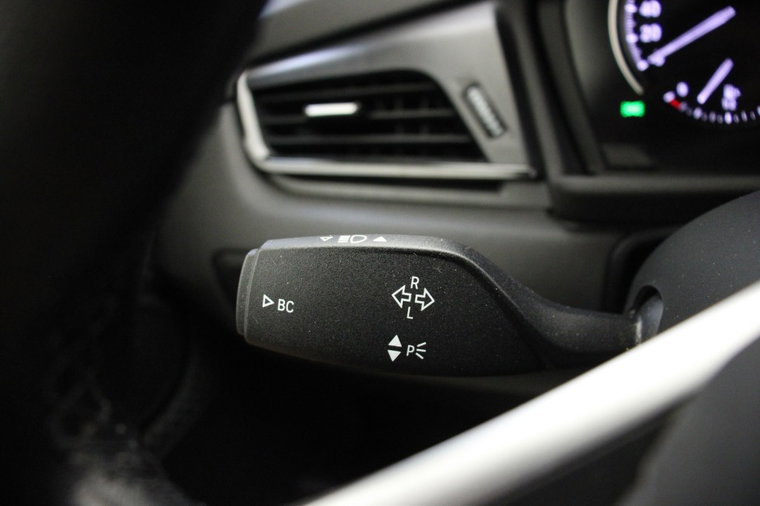 Vehicle Image 27