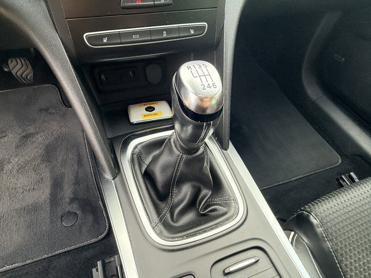 Vehicle Image 28