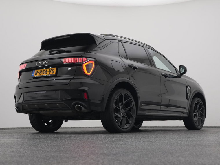 Vehicle Image 16