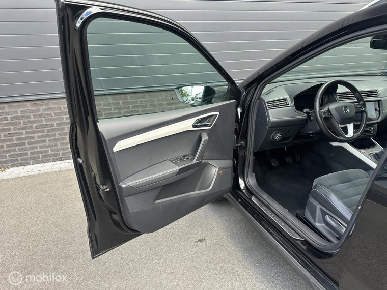 Vehicle Image 26
