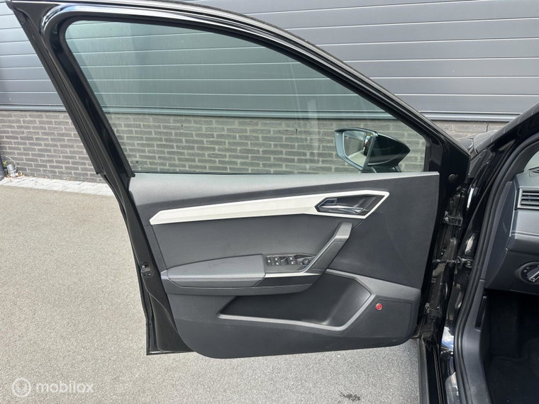 Vehicle Image 27