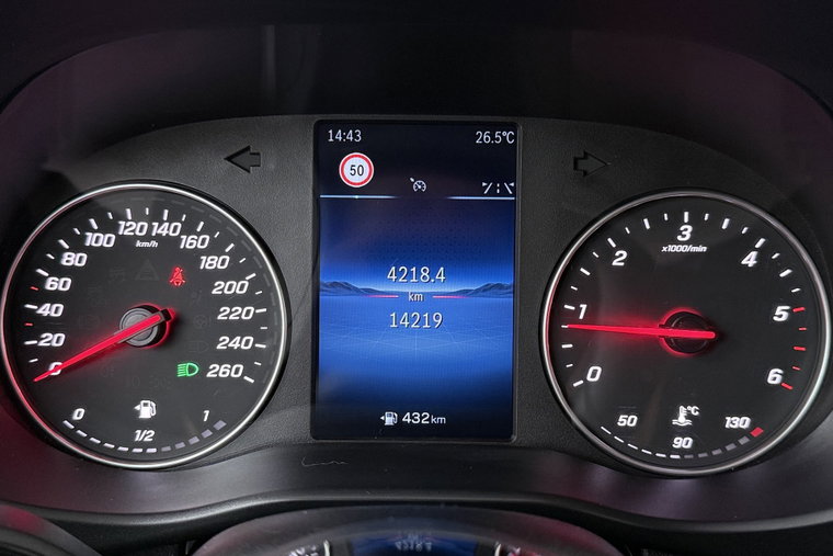 Vehicle Image 22