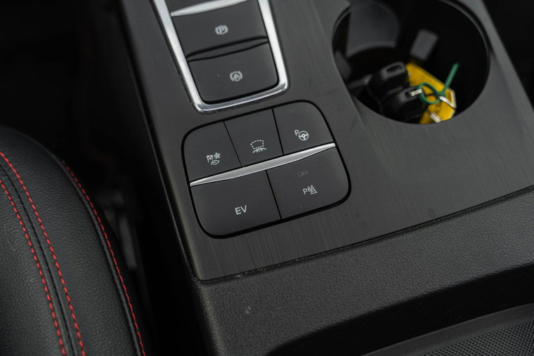 Vehicle Image 35