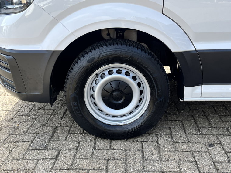 Vehicle Image 24