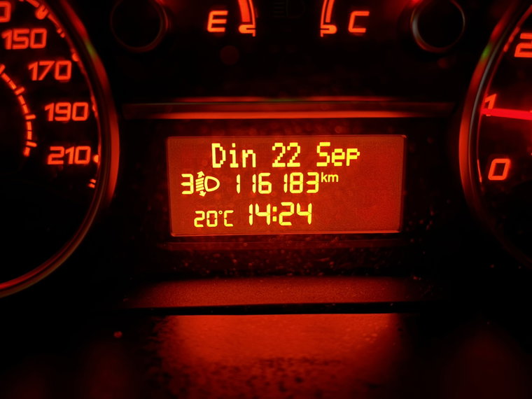 Vehicle Image 19